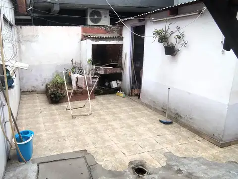 Depto Tipo Casa 3 ambientes con 2 baños