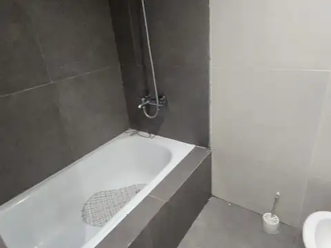 HERMOSO DEPARTAMENTO 1 AMBIENTE CON PARRILLA PROPIA
