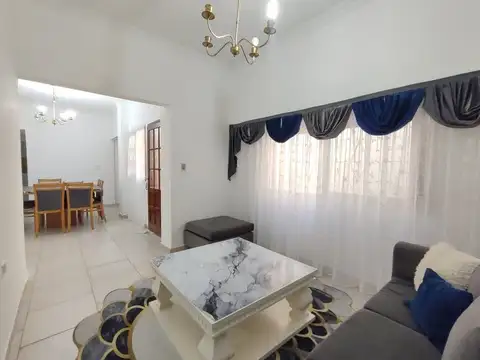 Depto Tipo Casa en Venta de 4 dormitorios