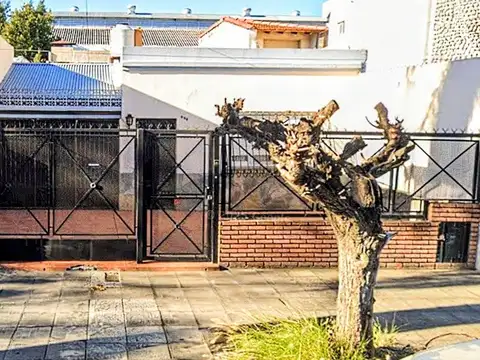 VENTA CASA 3 AMBIENTES EN RAMOS MEJIA