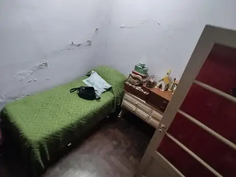 VENTA CASA 3 AMBIENTES EN RAMOS MEJIA