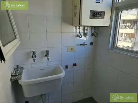 Departamento en Alquiler con 1 cocheras