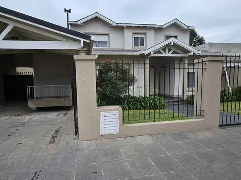 Avenida Chacabuco 300