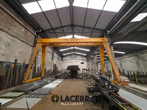Galpón Industrial 335m² con Puente Grúa - San Martín, Oportunidad !!