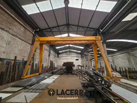 Galpón Industrial 335m² con Puente Grúa - San Martín, Oportunidad  