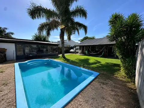 CASA 4 AMBIENTES  MARCOS PAZ VENTA C/PILETA