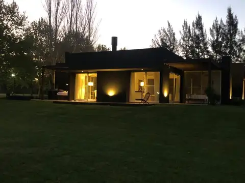 Casa en Alquiler Temporal en La Escondida, USD 5.000