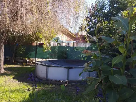 Casa en Venta con 2 cocheras