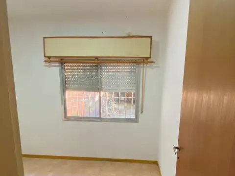 Casa 2 ambientes con 1 baño