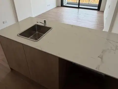 Departamento en Alquiler en Lanus Oeste, $ 530.000