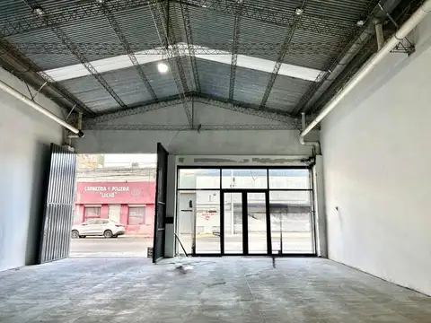 Local en Alquiler en Centro, USD 2.750