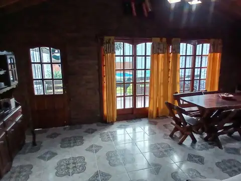 Depto Tipo Casa en Alquiler de 2 dormitorios