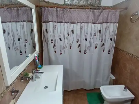 Depto Tipo Casa en Alquiler 40 años