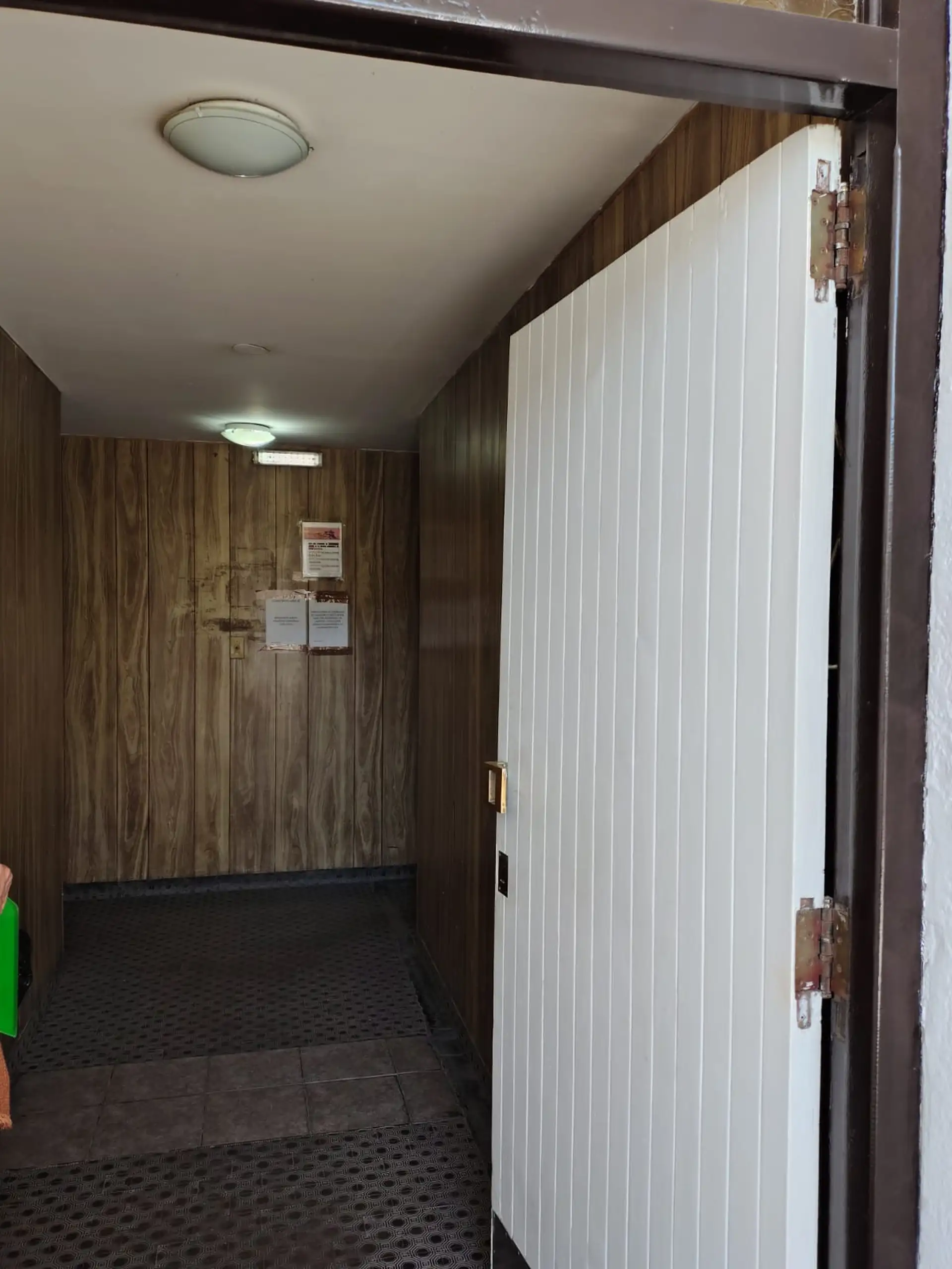 Depto 2 amb, 1 dorm, balcón americano — Av. Luro y 180