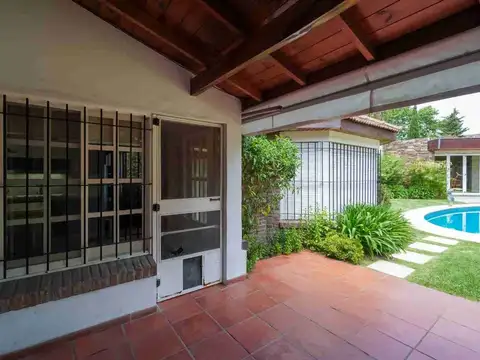 Casa en Venta con 1 cochera