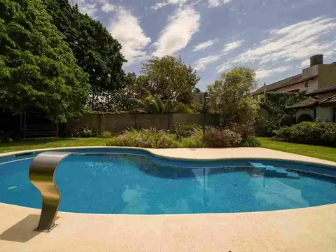 Casa en Venta en Olivos, USD 870.000