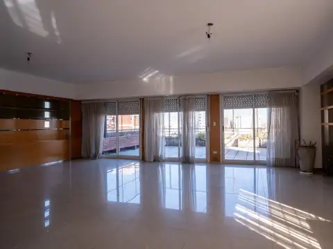 Departamento 5 ambientes con 3 baños