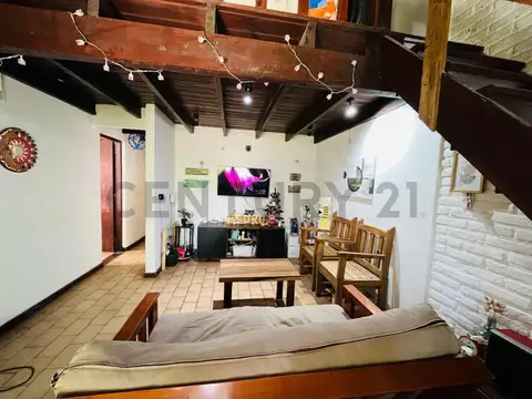 Casa en Venta con 1 cochera