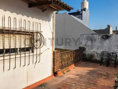 Víctor Hugo 800, Piso 0