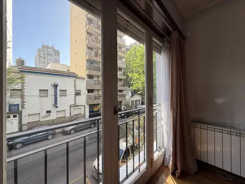 Departamento 5 ambientes con 3 baños