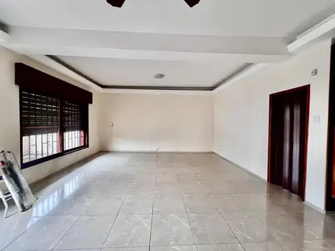VENTA CASA RECICLADA  2 DORMITORIOS EXC UBICACION 