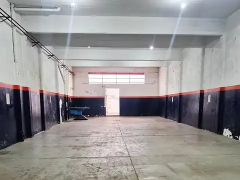 Galpón en Alquiler excelente ubicacion de Quilmes Oeste