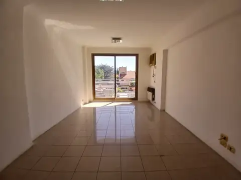 Departamento en Alquiler en Moron Norte, $ 950.000