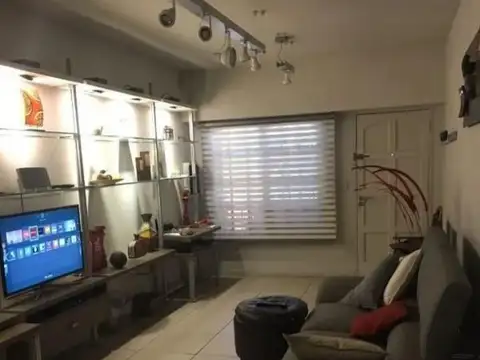 Excelente Triplex en centro de Ramos Mejía 4 ambientes y coc