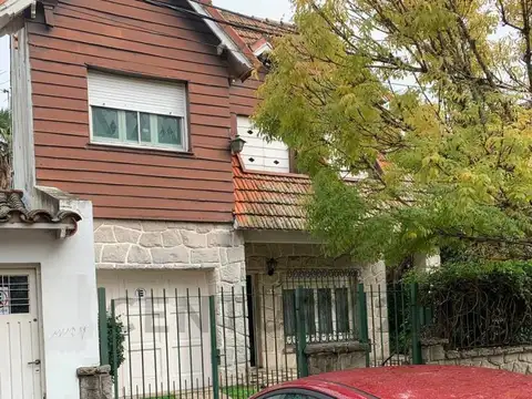 Diagonal 93 N° 65 ( ex 9 de Julio) e/ 13a y Camino P Parque Centenario 100, Piso 0