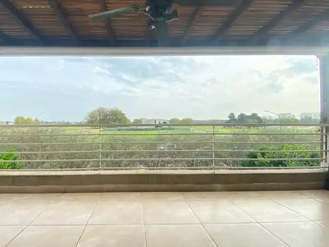 Departamento 4 ambientes con 2 baños