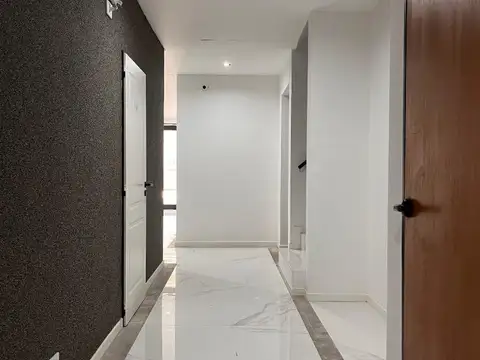 Cochera en Venta con acceso Ascensor