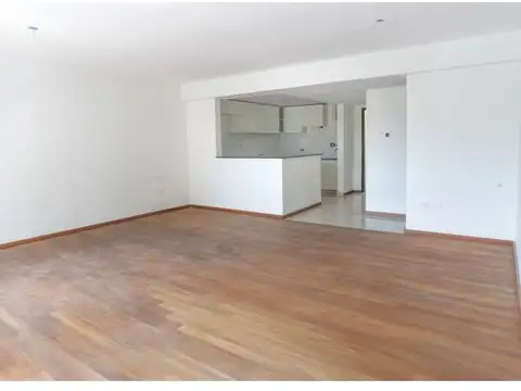 Venta. departamento 2 dormitorios con cochera barrio Martin