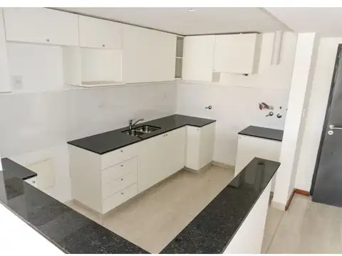 1 de mayo 1669 , Piso 8