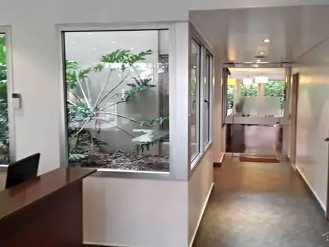 Moderna Oficina en San Isidro en Venta