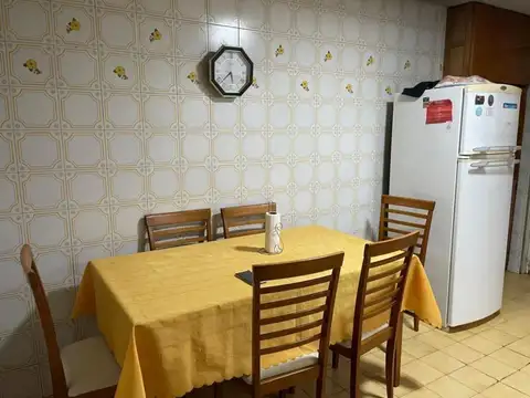 Departamento 4 ambientes con 2 baños