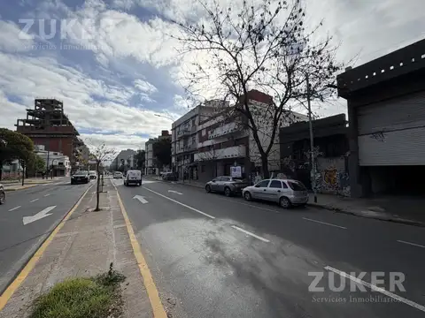 Galpon en Alquiler 8  mts Frente