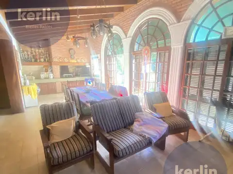 Casa en San Nicolas De Los Arroyos