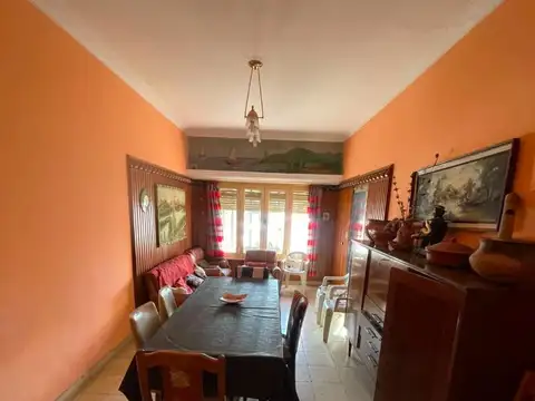 Depto Tipo Casa en Venta de 6 ambientes