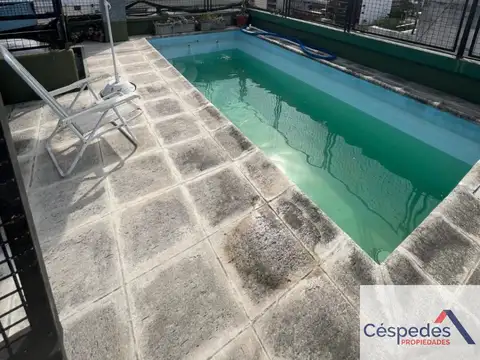 Hermoso Triplex ( pisos completos ) con Piscina privada y 2 cocheras 