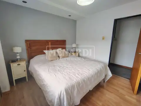 Depto Tipo Casa en Venta 50 años