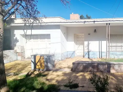 Casa mixta 330m2 en venta Godoy Cruz