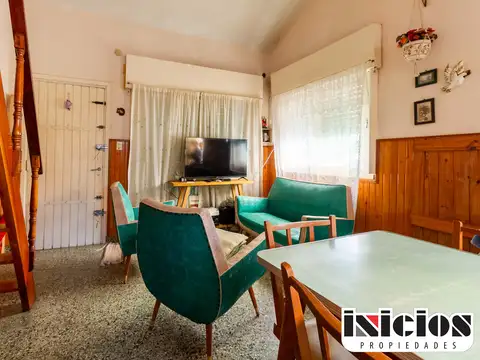 Casa 3 ambientes con 1 baño