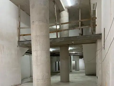 Local en Alquiler en Balvanera, USD 5.000