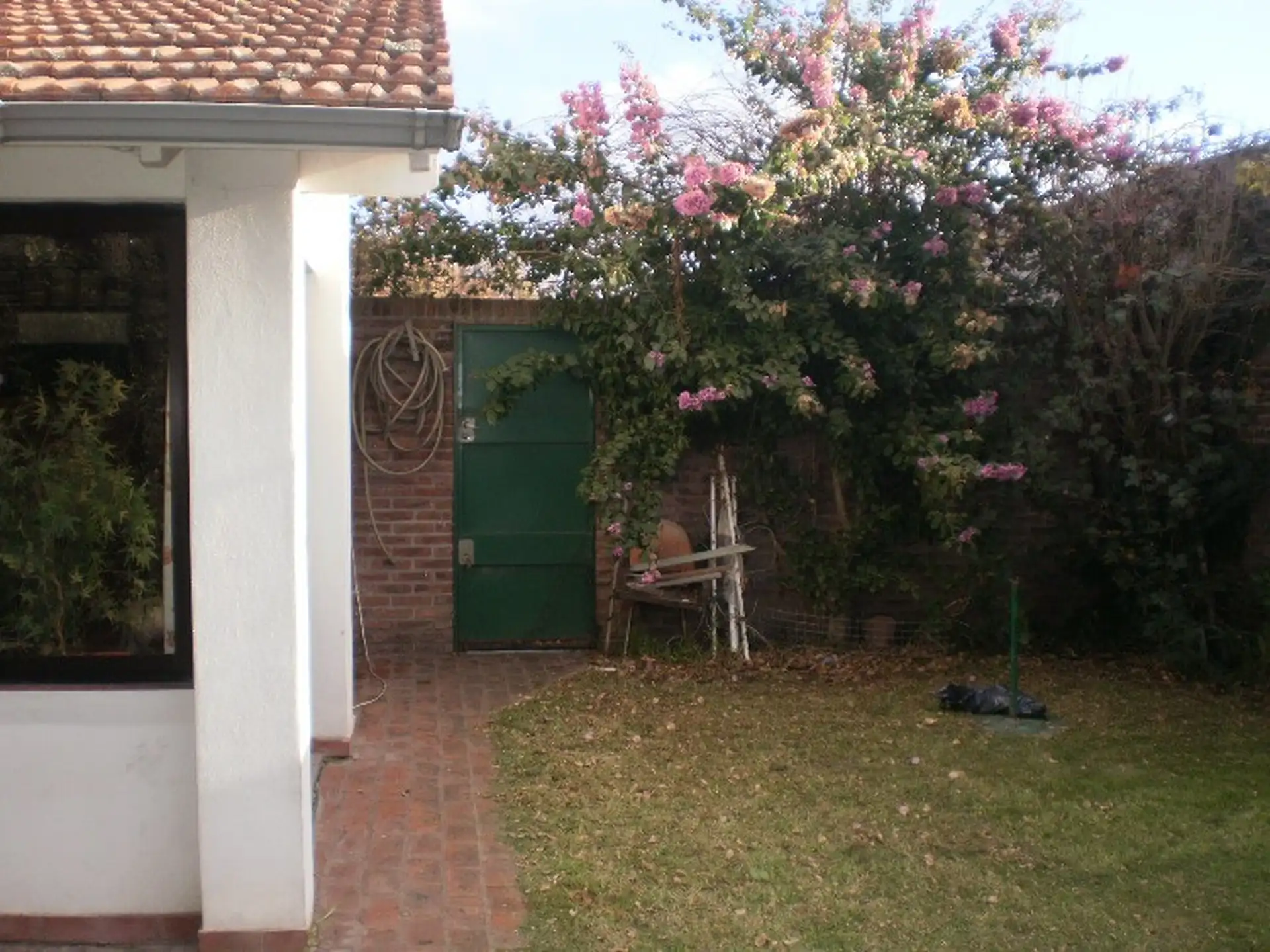 VENTA EXCELENTE CHALET 5 AMBIENTES EN COLINAS DE PERALTA RAMOS