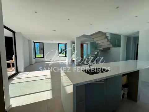 Casa en Venta en Las Golondrinas, USD 397.000