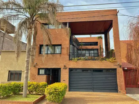 Casa en La Plata 38 e/ 29 y 30