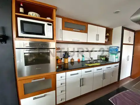 38 e/ 29 y 30 700