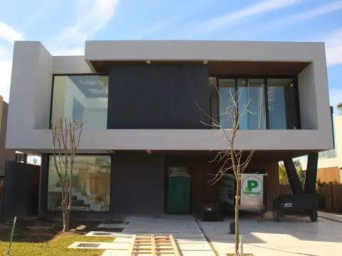 Casa  en Venta en El Yacht, Nordelta, Tigre