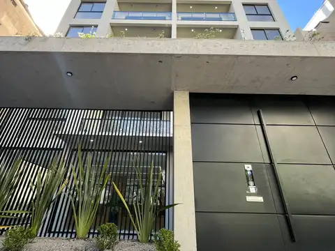 Pergamino 100, Piso 4