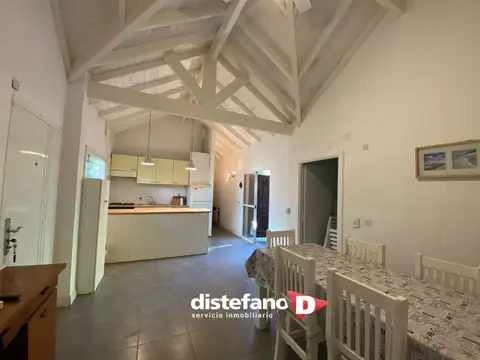 Casa en Alquiler Temporal con 1 cochera